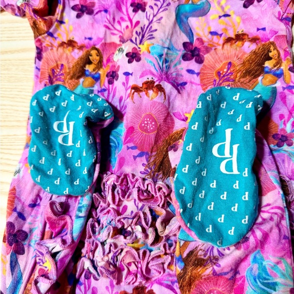 Posh Peanut Disney Little Mermaid Print Footed One-Piece Bamboo Pajamas - Picture 4 of 4